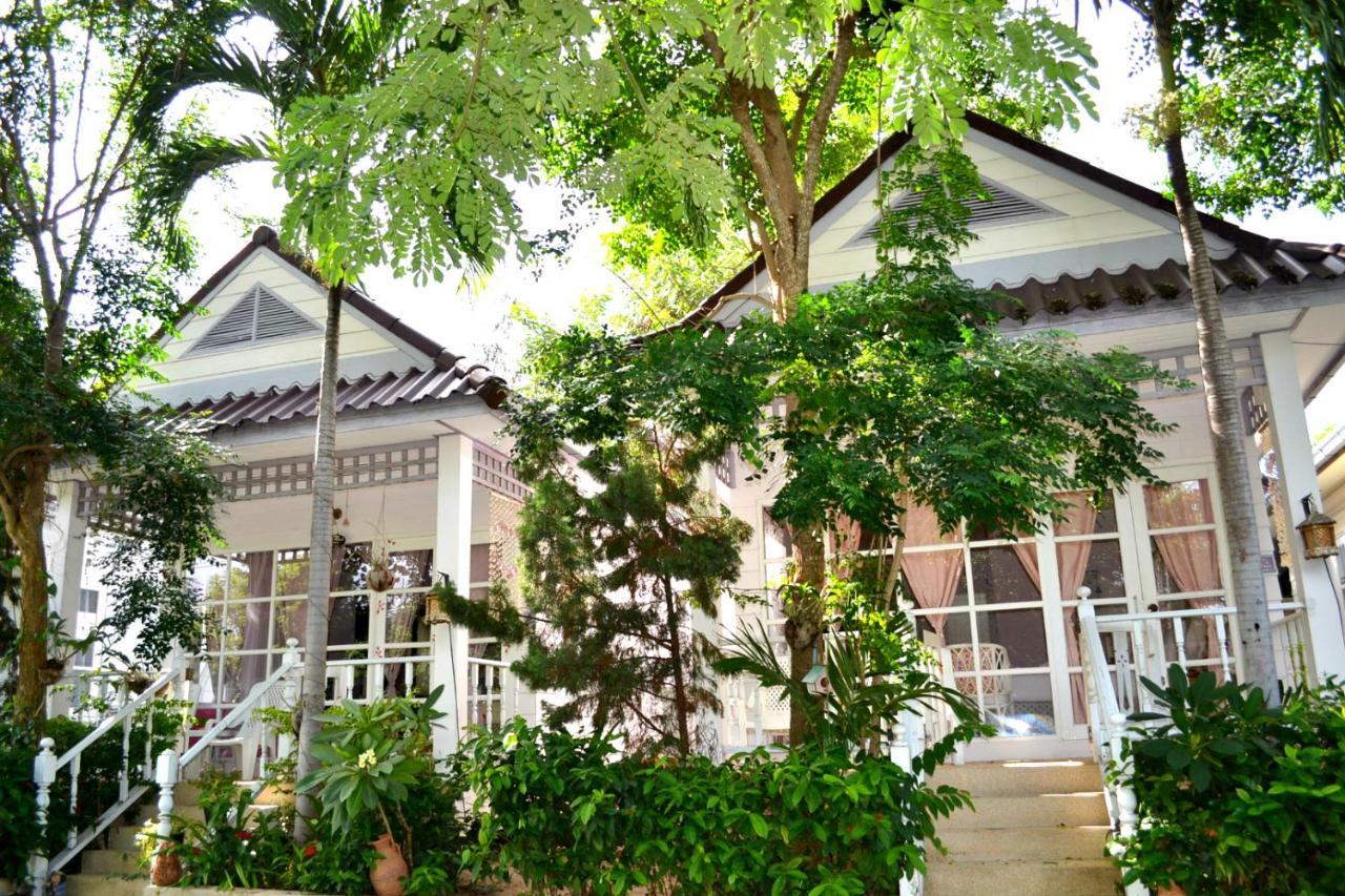 Prathana Garden Beach Resort Хуа Хин Экстерьер фото