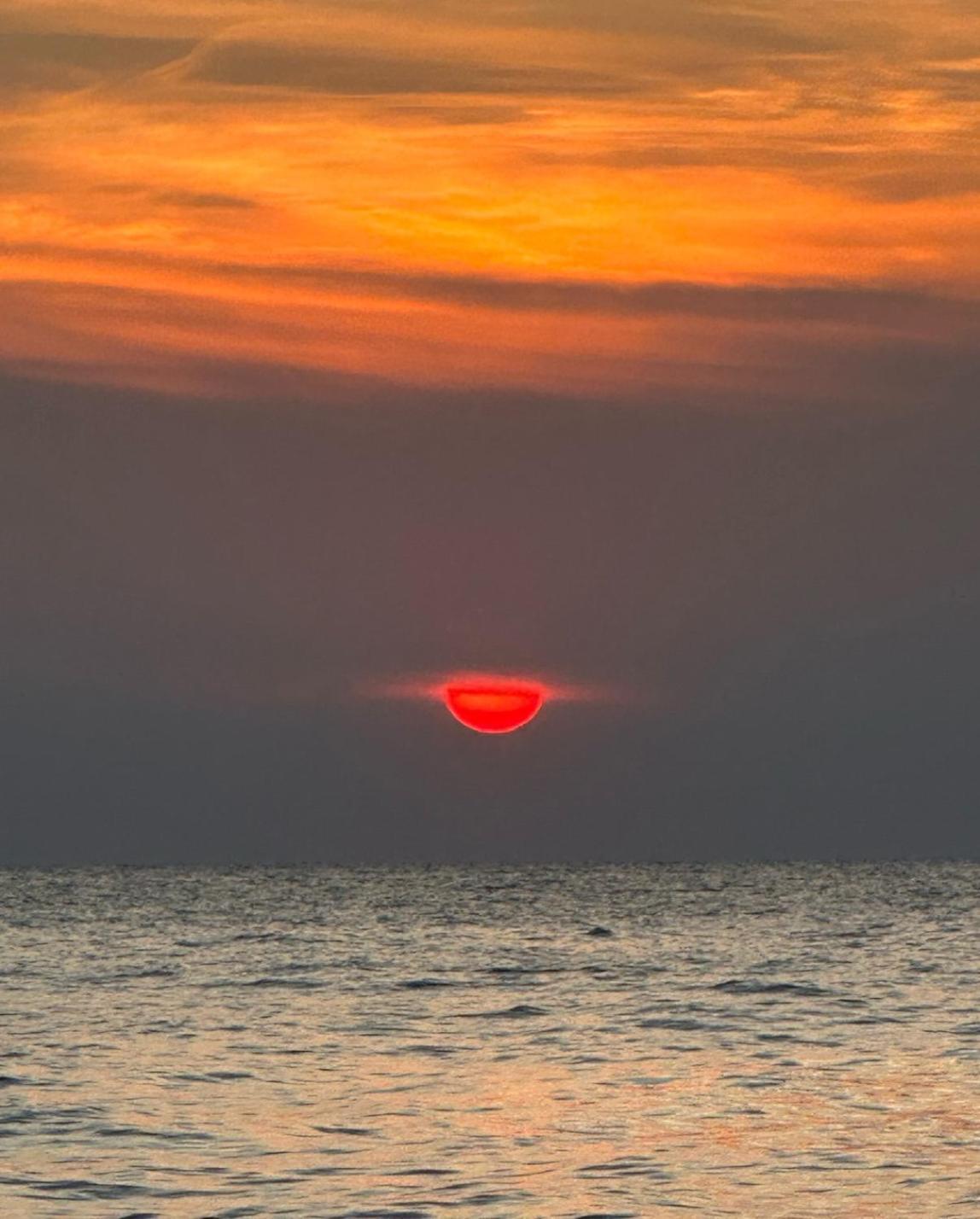 Prathana Garden Beach Resort Хуа Хин Экстерьер фото